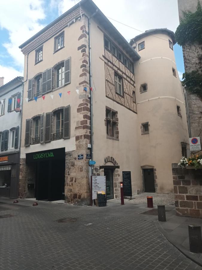 Апартаменты Chez David - T2 Neuf Dans Centre Historique Бриуд Экстерьер фото